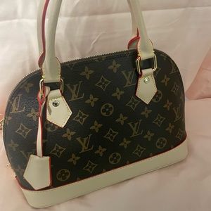 Leather brown shell bag